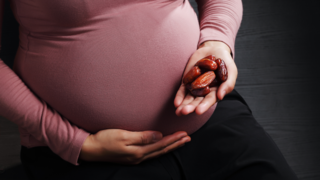 Eating Dates During Pregnancy: When Is It Safe To Consume?