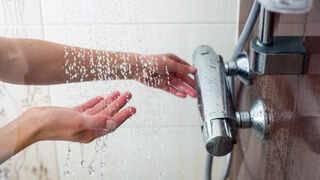 Are Hot Showers Safe During Pregnancy?