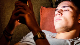 Heat, Phones, and Fertility: What Men Should Avoid When TTC