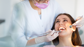Is It Normal for My Gums to Bleed When I Brush While Pregnant?