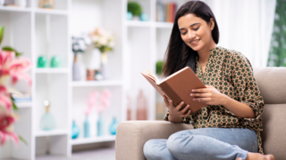 Best Types of Books To Read in Pregnancy