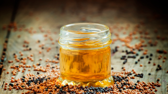 Do Mustard Oil Massages & Hot Water Baths Help Postpartum Recovery?