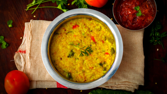 Indian Foods That Help Ease Nausea in Pregnancy