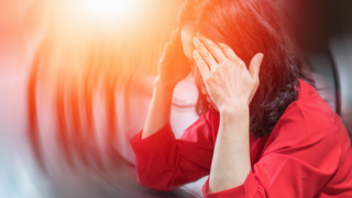 Why Pregnant Women May Feel Dizzy in Crowded Elevators or Malls