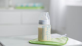 Expressing & Storing Colostrum Before Birth: A Practical Guide for Indian Moms