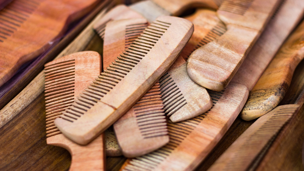 wooden birthing comb