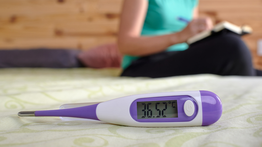 Tracking Basal Body Temperature from Week 1: A Simple Guide for Beginners