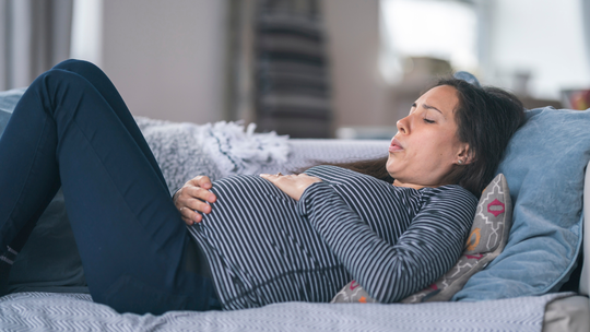 Why Ribs and Skin Feel Sore During the Third Trimester