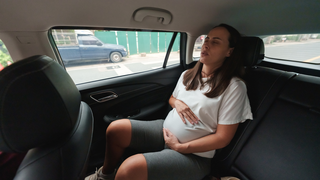 Why Peak-Hour Travel Poses Extra Stress for Pregnant Women