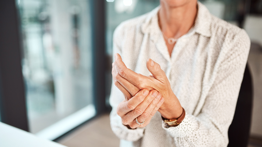 Why Cold Hands and Feet Can Signal Conception Challenges