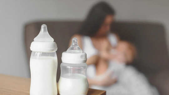 How Does Breastfeeding Help Your Baby Fight Illness Early in Life?