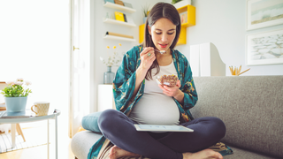 Managing Gestational Diabetes: 6 Food Habits Every Pregnant Woman Should Know