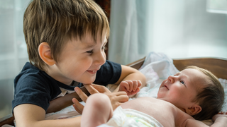 Helping Older Siblings Adjust After the Baby Arrives