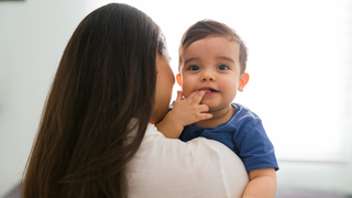 Does Teething Cause Fever in Babies? A Doctor Explains