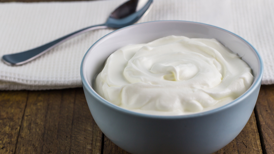 Greek Yoghurt in Pregnancy: Benefits, Risks and Safe Choices