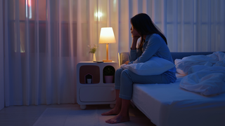 Waking Up at Night During Pregnancy: Causes and What You Can Do