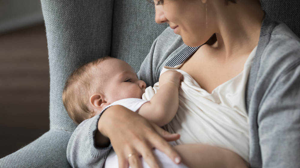 <b>How to Increase Breast Milk Production Naturally: 8 Safe Tips</b>