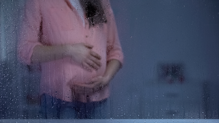Monsoon Health Risks During Pregnancy: Typhoid, Jaundice, and Safety Tips