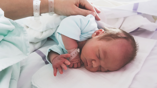 Umbilical Hernia in Newborns: Symptoms, Treatment, and When to See a Doctor
