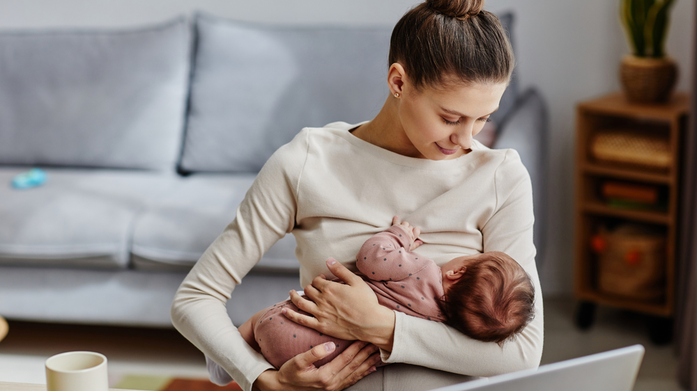 How to Prevent Mastitis While Breastfeeding
