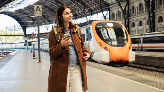 Train Travel During Pregnancy: Tips for Long Journeys