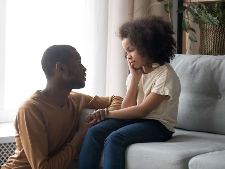FATHER TALKING TO DAUGHTER-Children's Lifestyle Habits