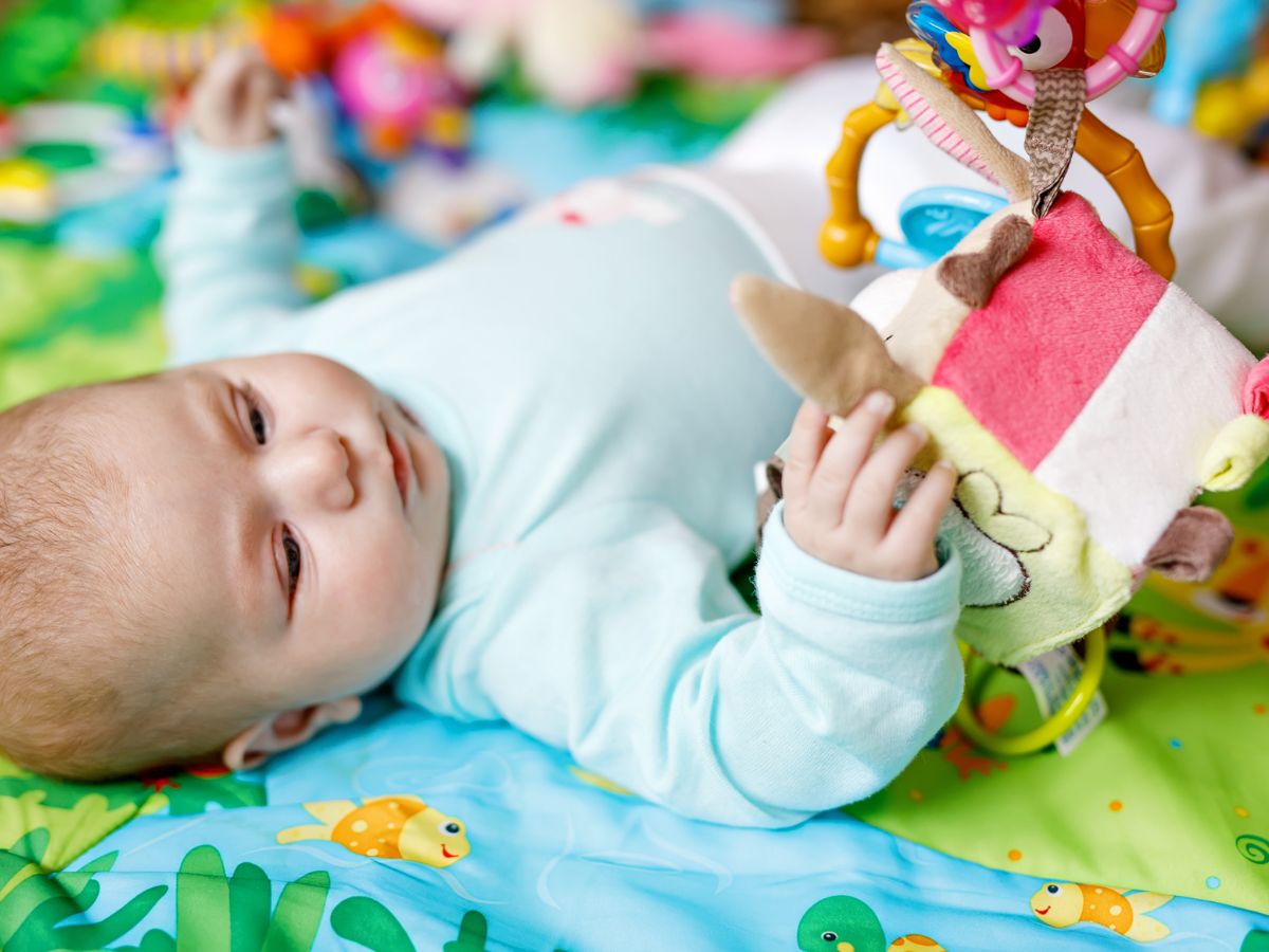 crib toys-Infant's Curiosity