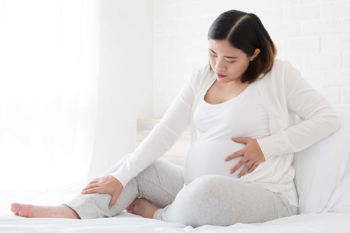 pregnant woman with labor pain- Monitoring Your Baby's Health