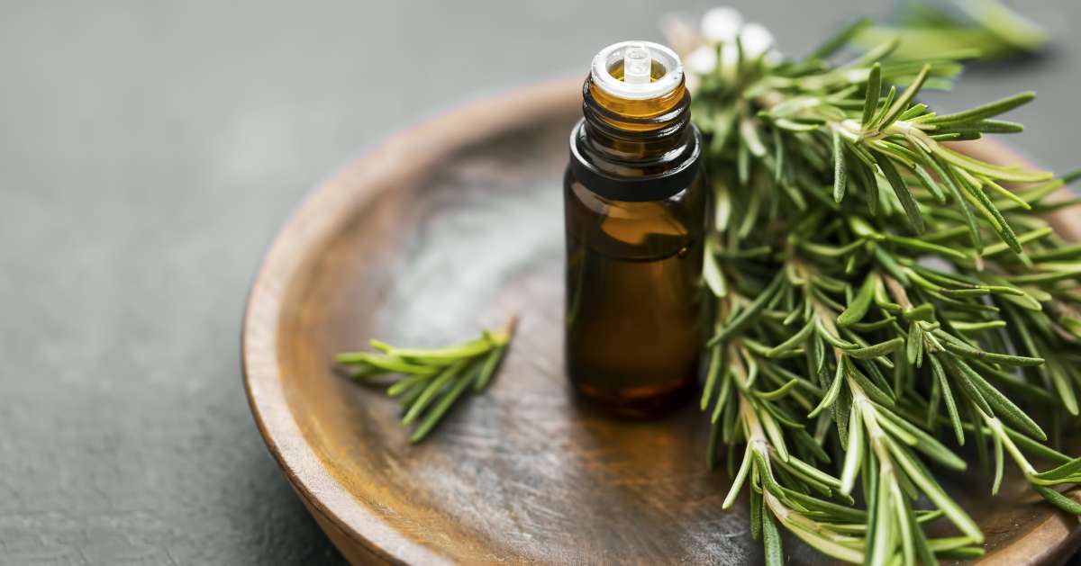 essential oil-Alternative Treatments For PCOD And PCOS