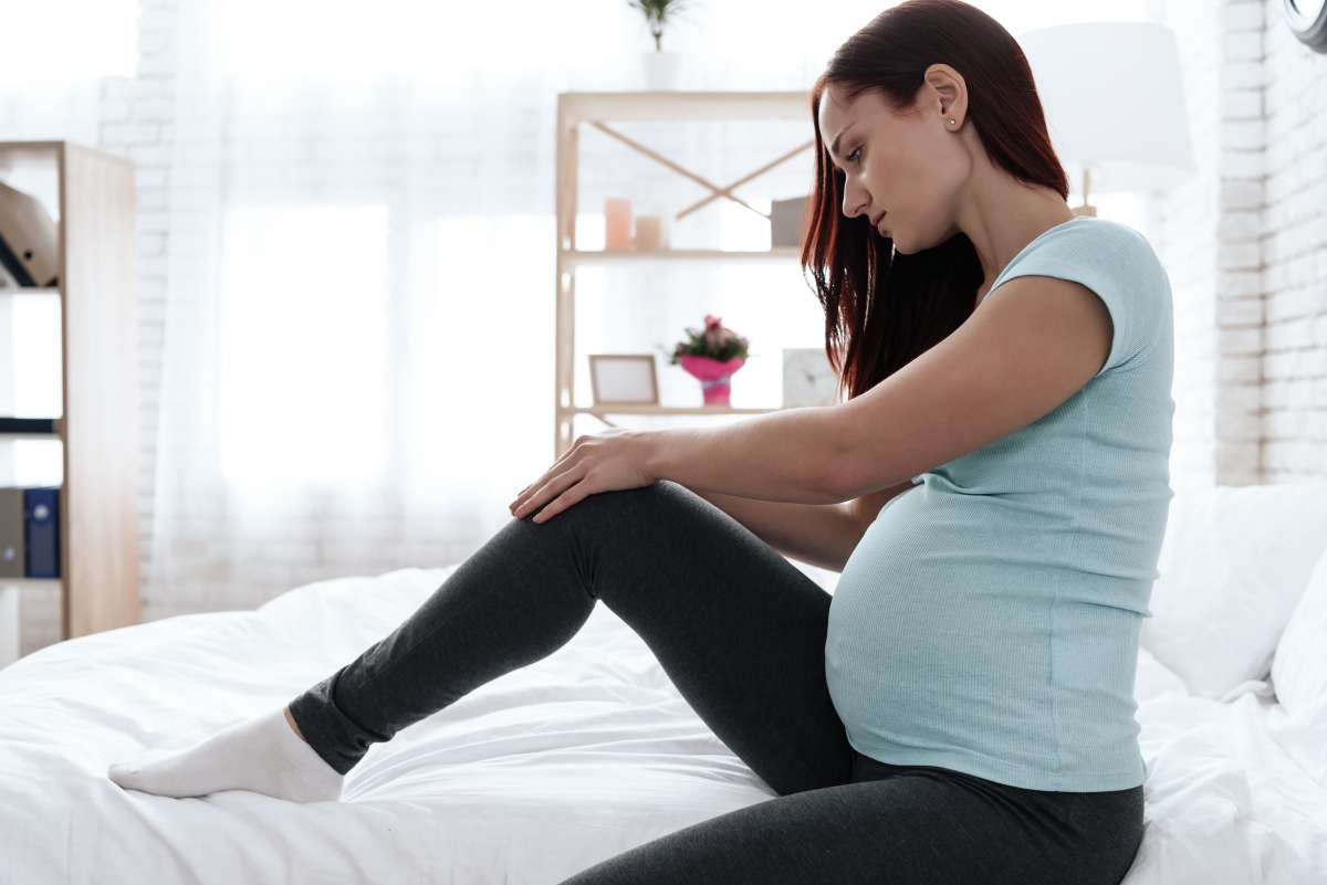 pregnant woman in pain-Pregnancy And Mental Health