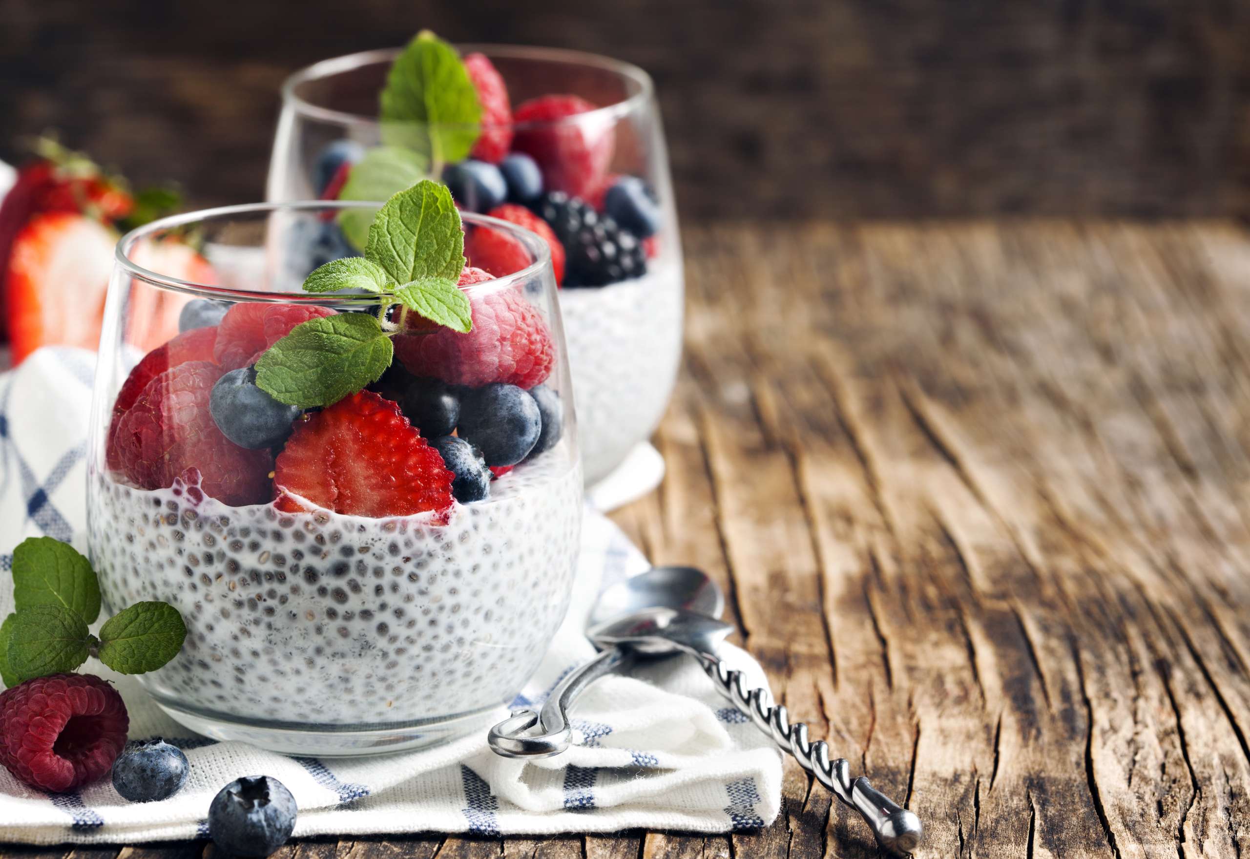 Chia seed pudding with berries- Gluten-Free Eating During Pregnancy