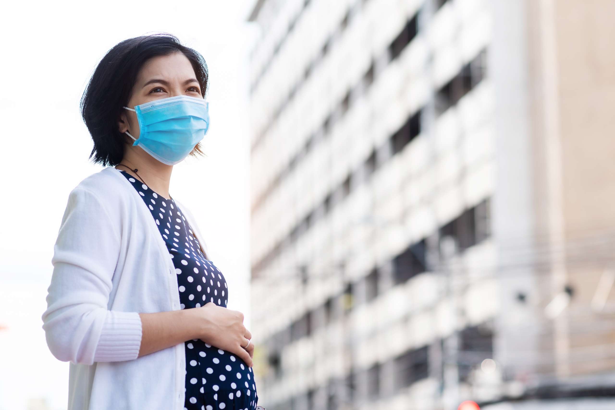 pregnant woman inhaling toxins- Maternal Exposure To Environmental Toxins